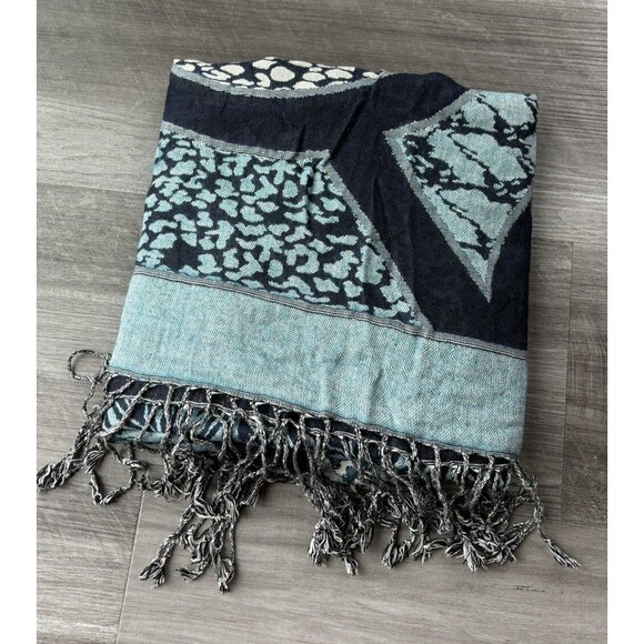 Women’s Blue Pashmina Scarf Silk Cashmere Blend Fringe - Picture 2 of 5